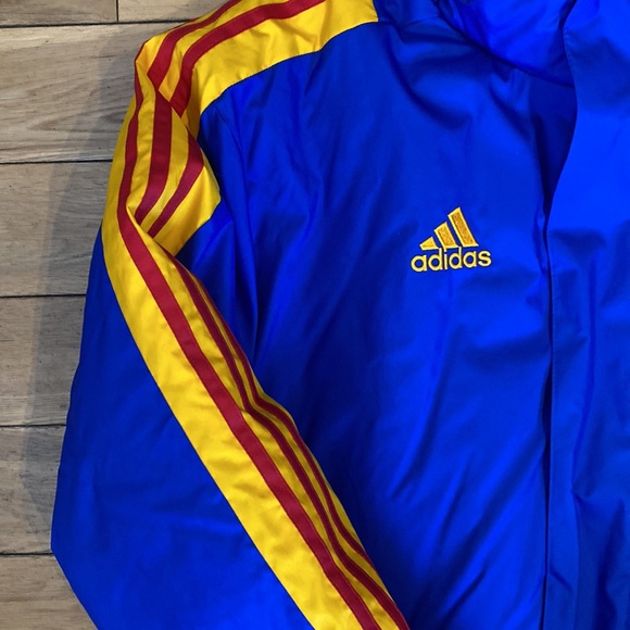 Adidas Long Winter Jacket (Team Nunavut). Men’s size Med., brand new condition. - Picture 5 of 7